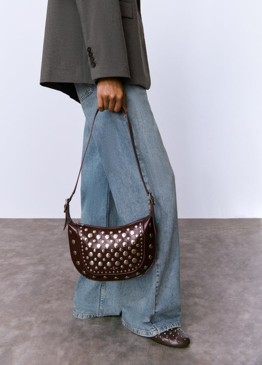 Bolso bandolera tachas