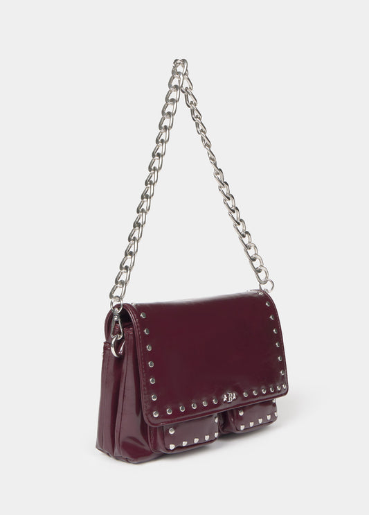 Bolso hombro tachas