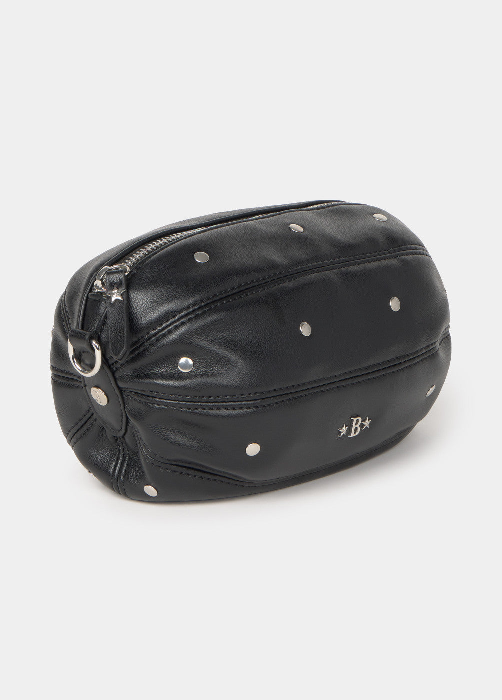 Bolso ovalado tachas