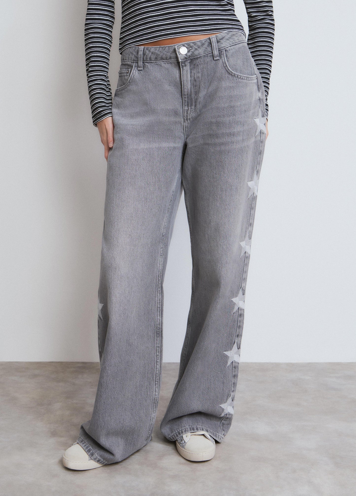 Jeans relaxed estrellas lateral