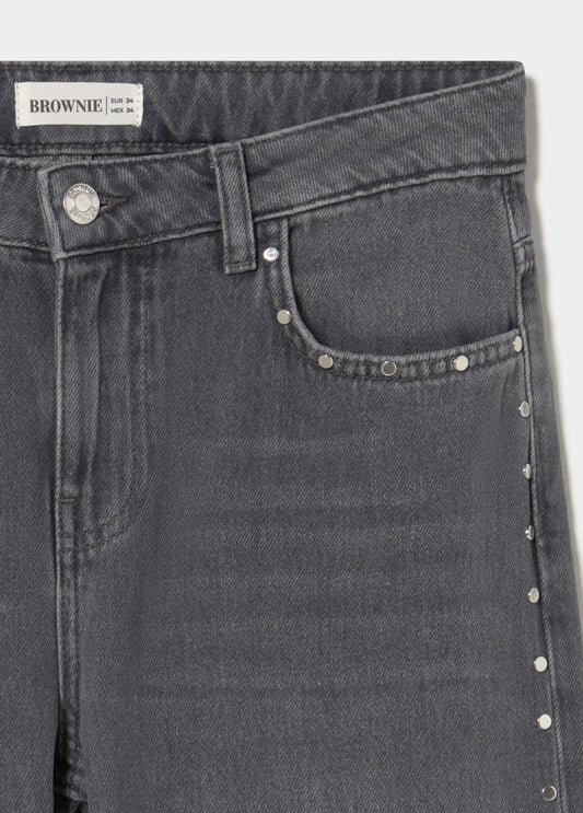 Jeans relaxed tachas lateral