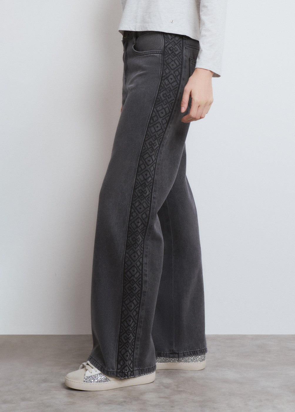 Jeans bordados lateral