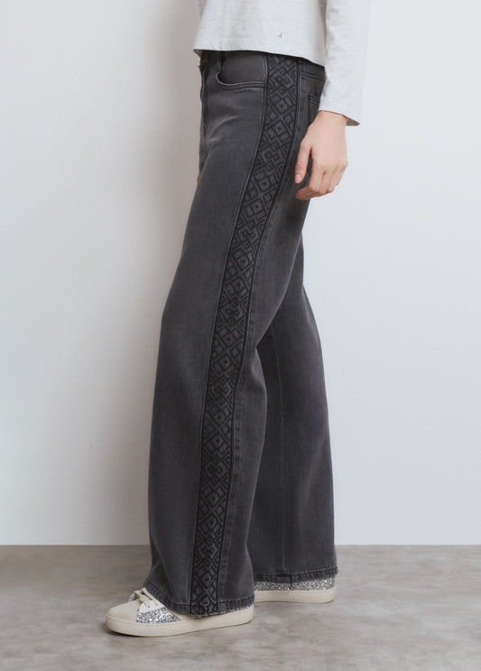 Jeans bordados lateral