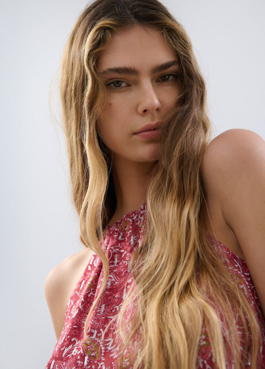 Top halter capas estampado