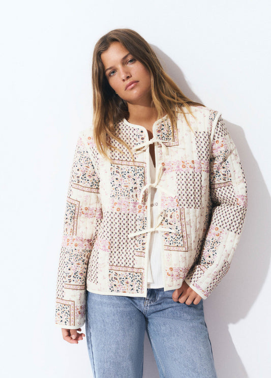Chaqueta estampada patchwork