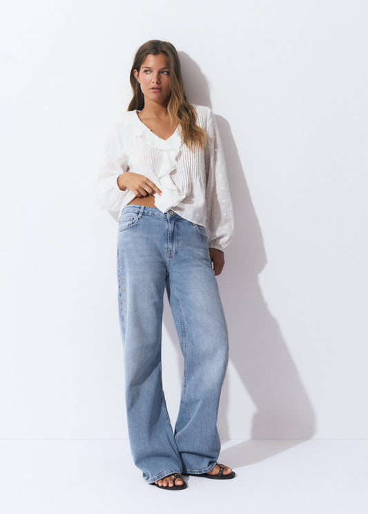 Blusa volante escote brillo