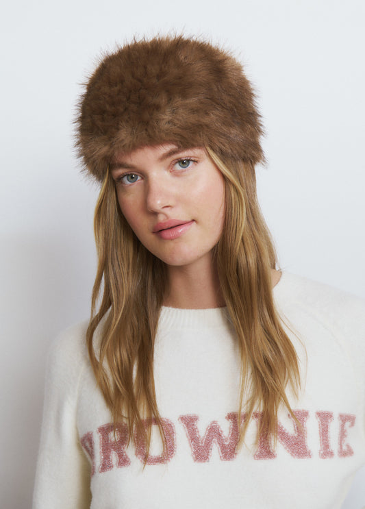 Cuello pequeño pelo