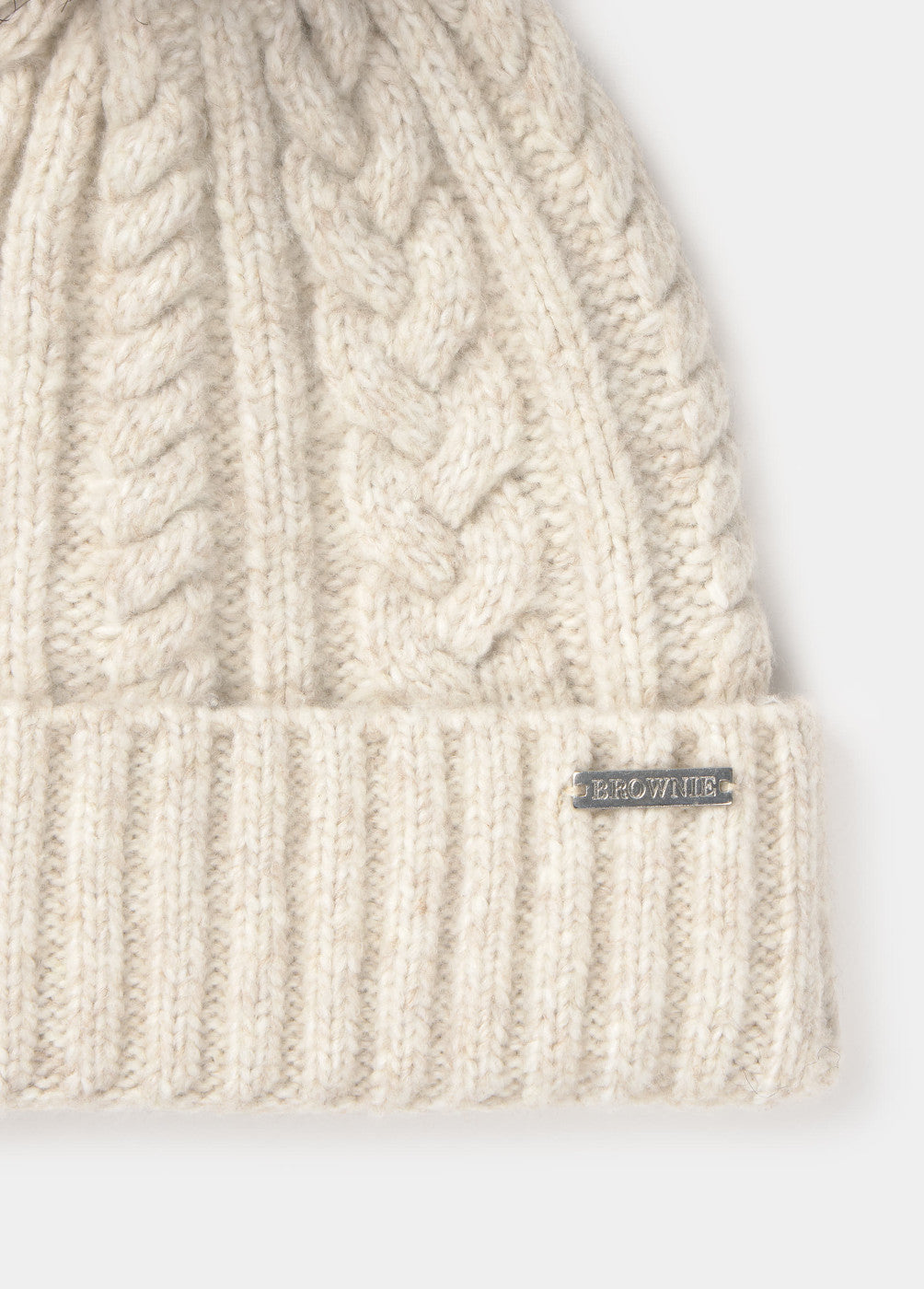 Gorro trenza bola pelo