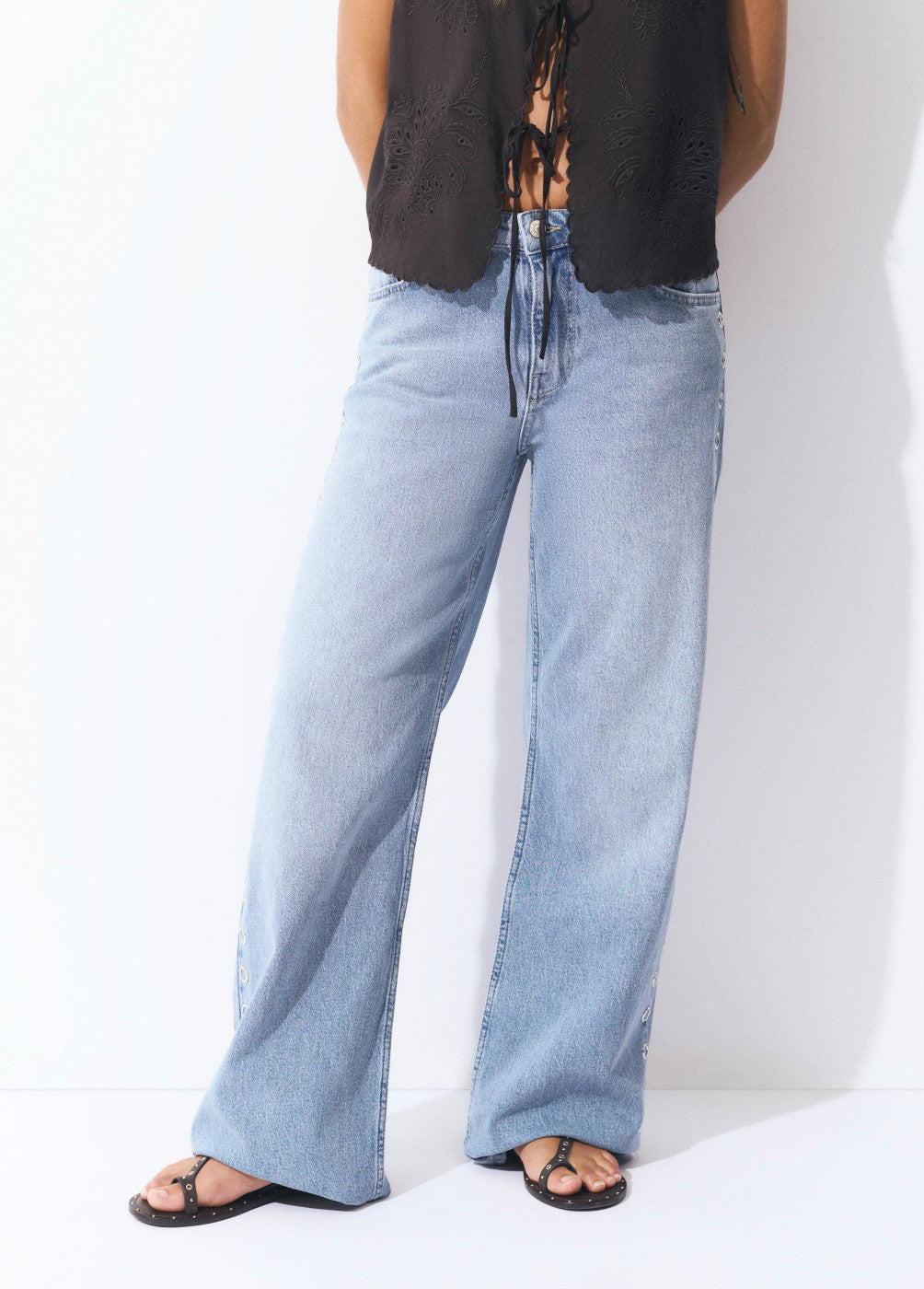 Jeans recto eyelets lateral