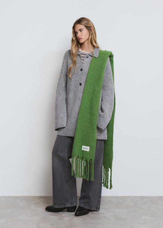 Bufanda gruesa lisa con flecos