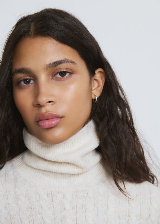 JERSEY CUELLO ALTO TRENZAS