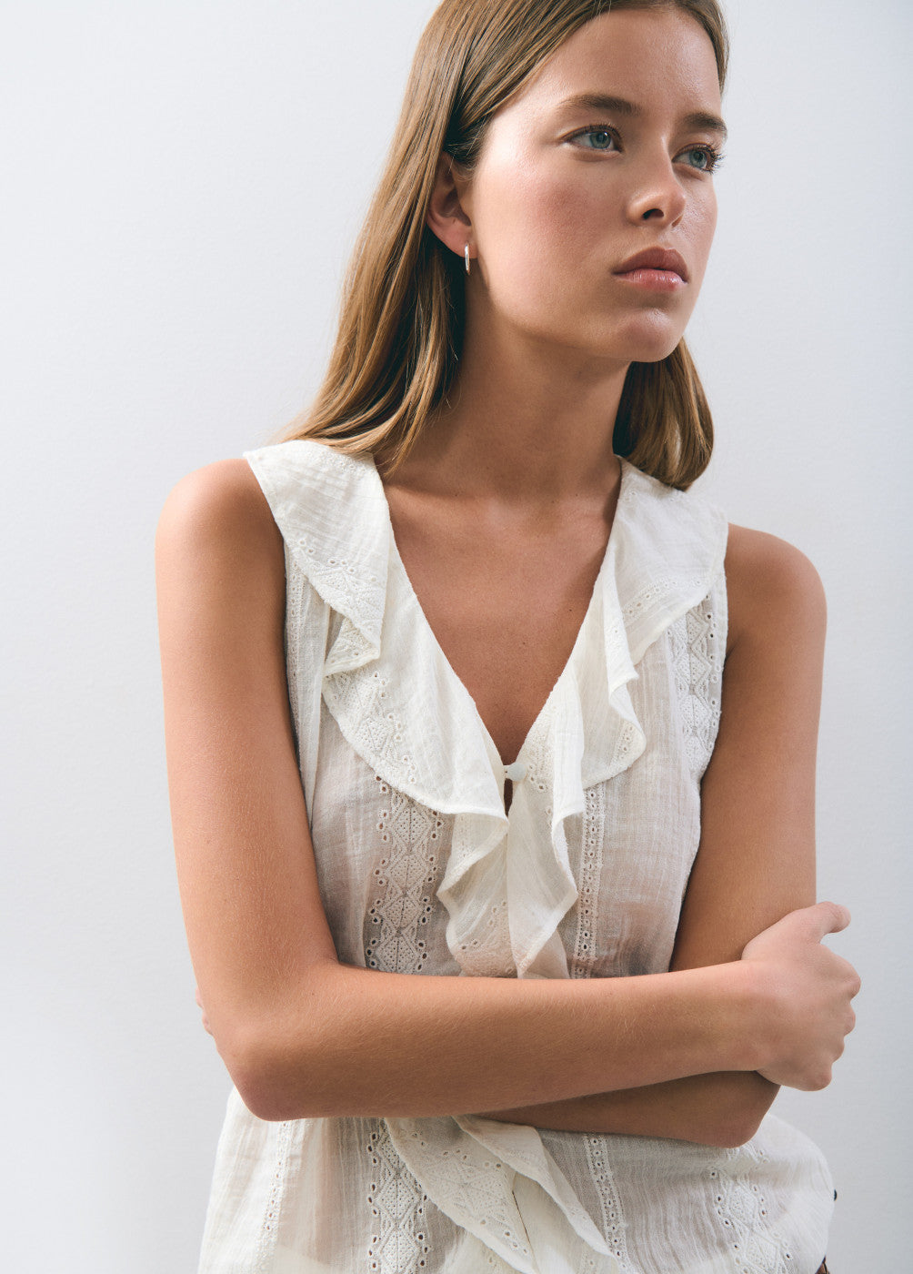 Blusa volantes bordados