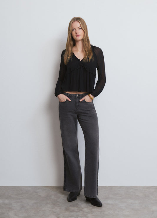 Blusa semitransparente eyelets