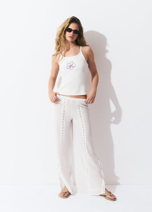 Camiseta rib bordado lentejuelas