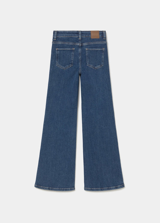 Jeans campana bolsillos frontales