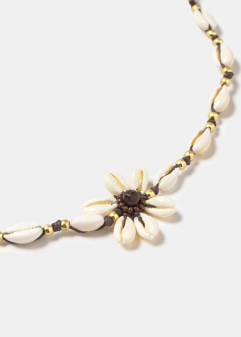Collar conchas flor