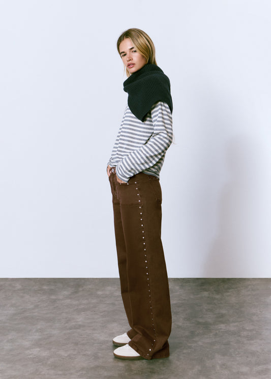 Pantalón culotte tachas