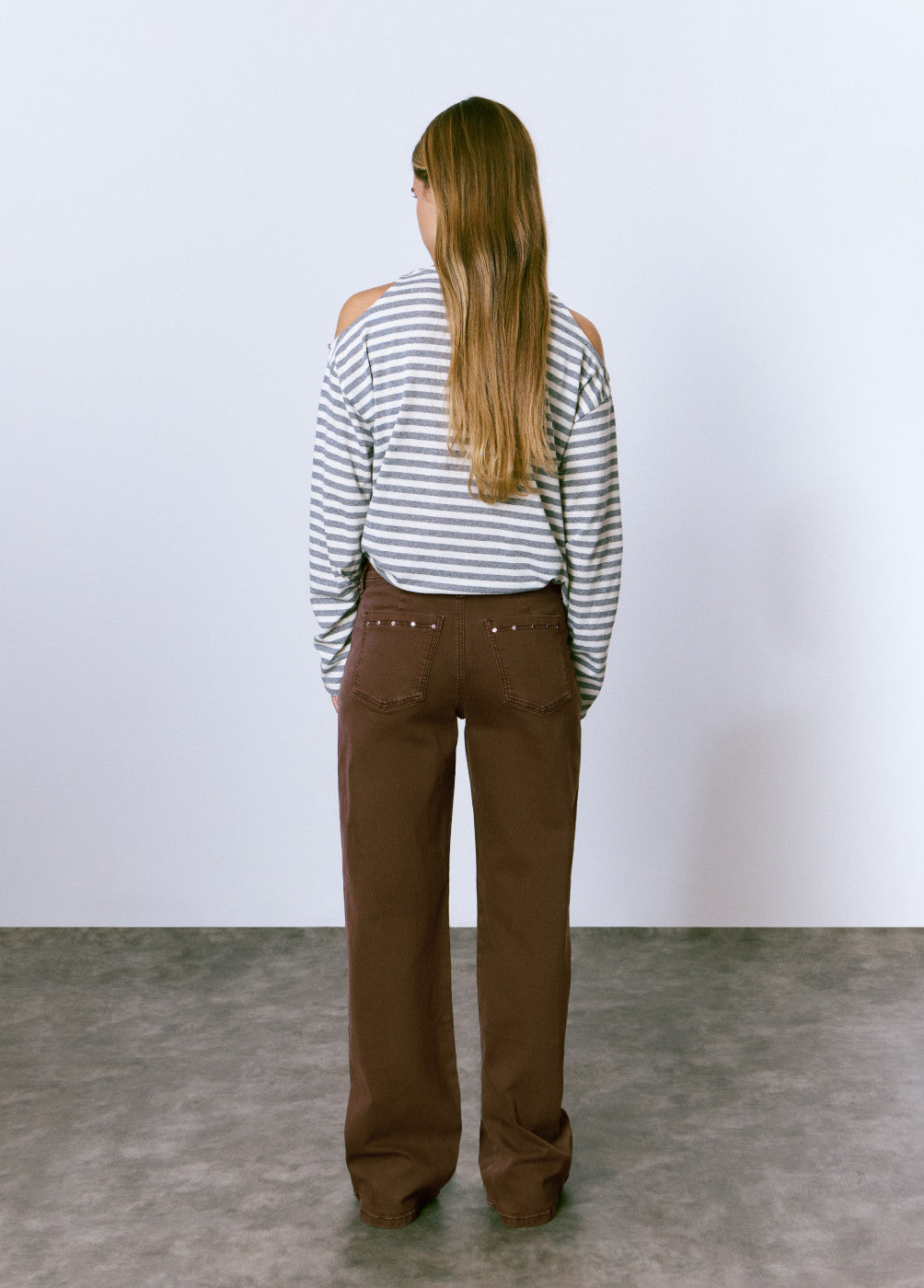 Pantalón culotte tachas