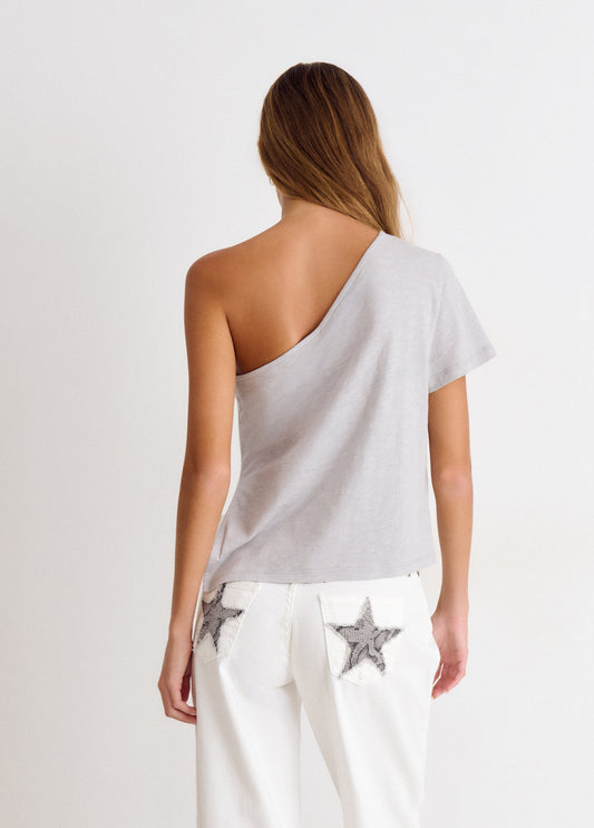 Camiseta asimetrica flor tacha