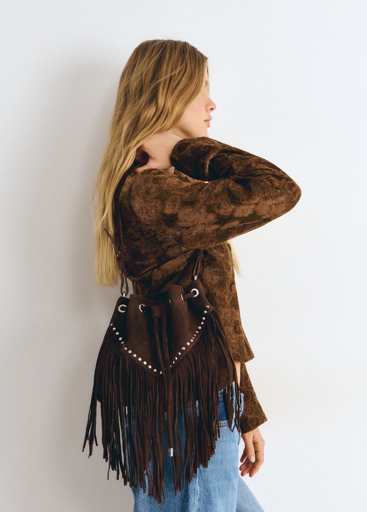Bolso saco flecos
