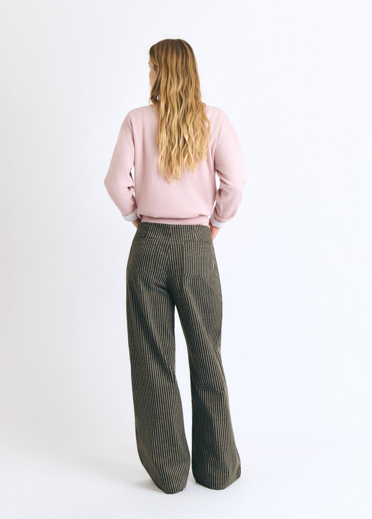 Pantalón pana rayas