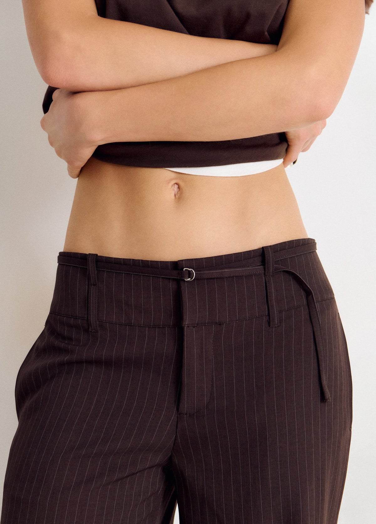 Pantalón raya diplomática cintura ancha