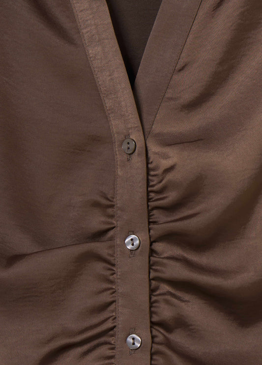 Camisa satinada frunce