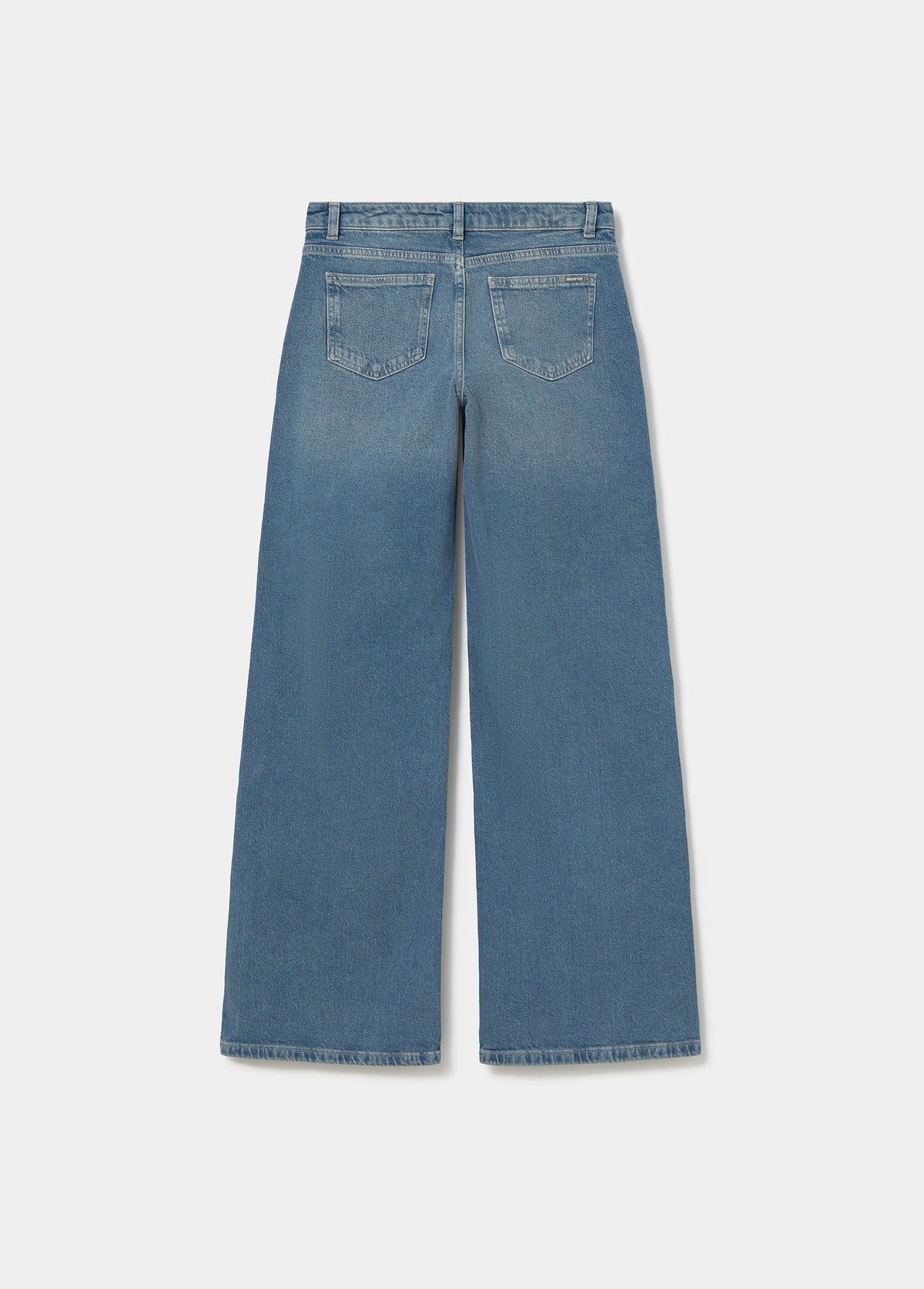 Jeans bolsillo frontal bordado