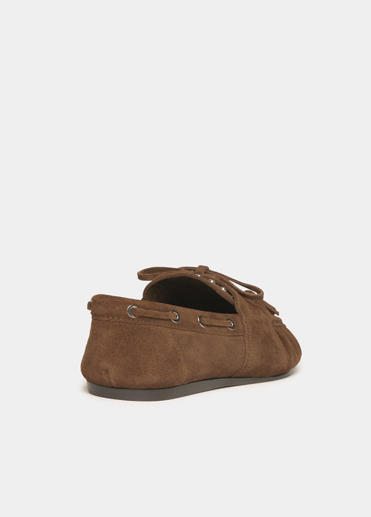 Náutico tachas serraje