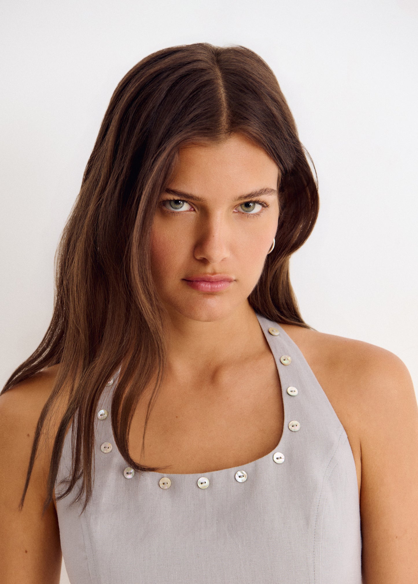 Top halter lino botones nácar