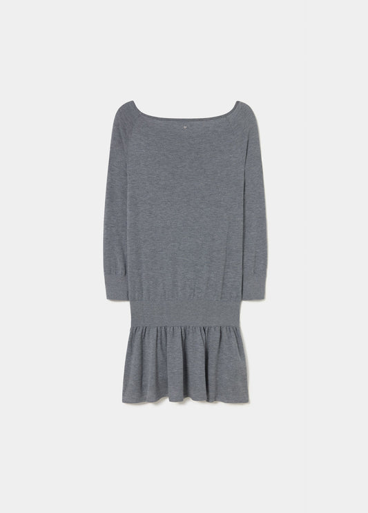 Vestido cuello abierto