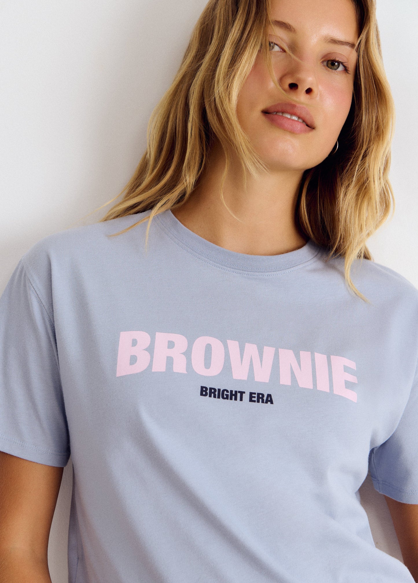 Camiseta alas tachas