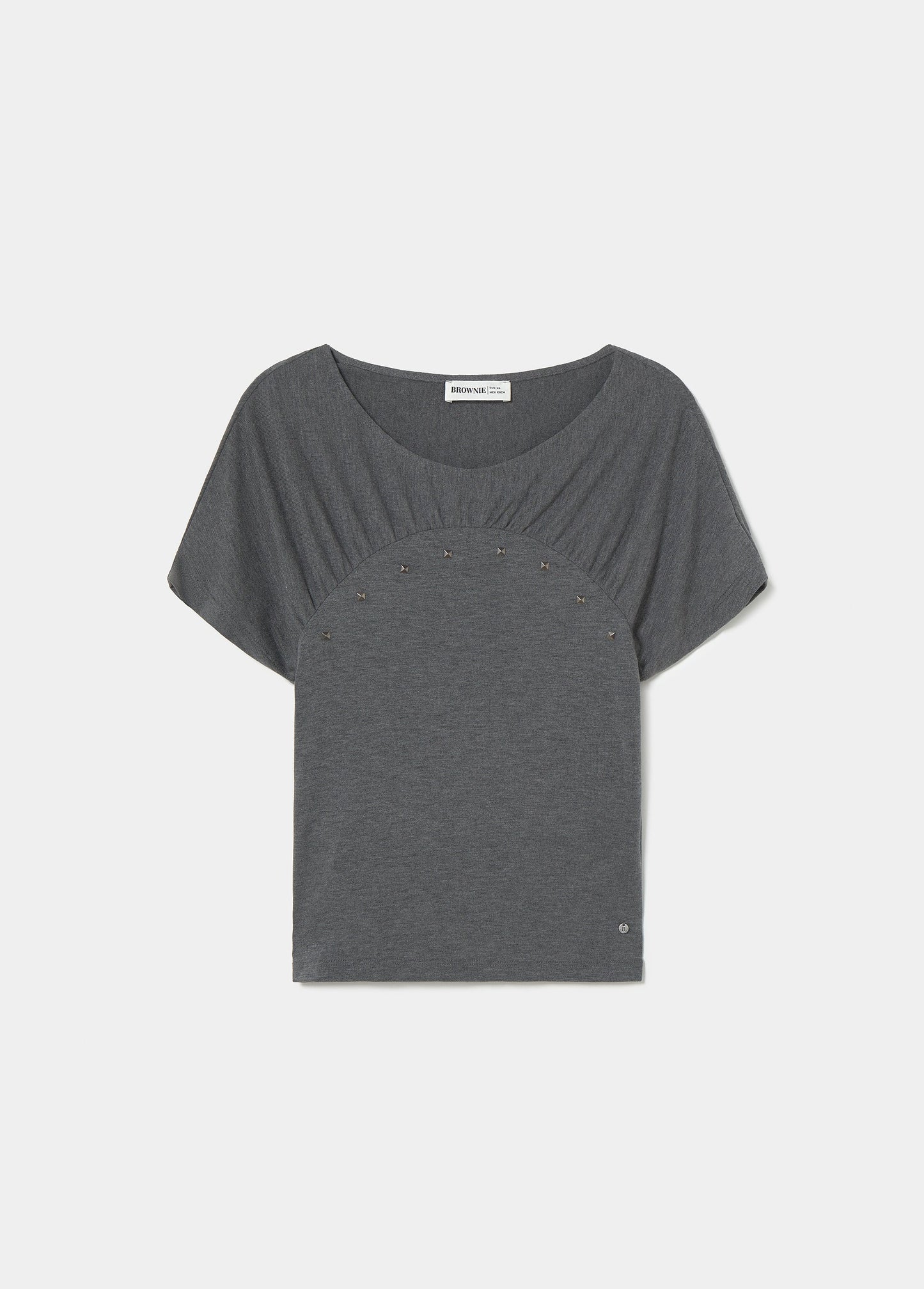 Camiseta corte delantero con tachas