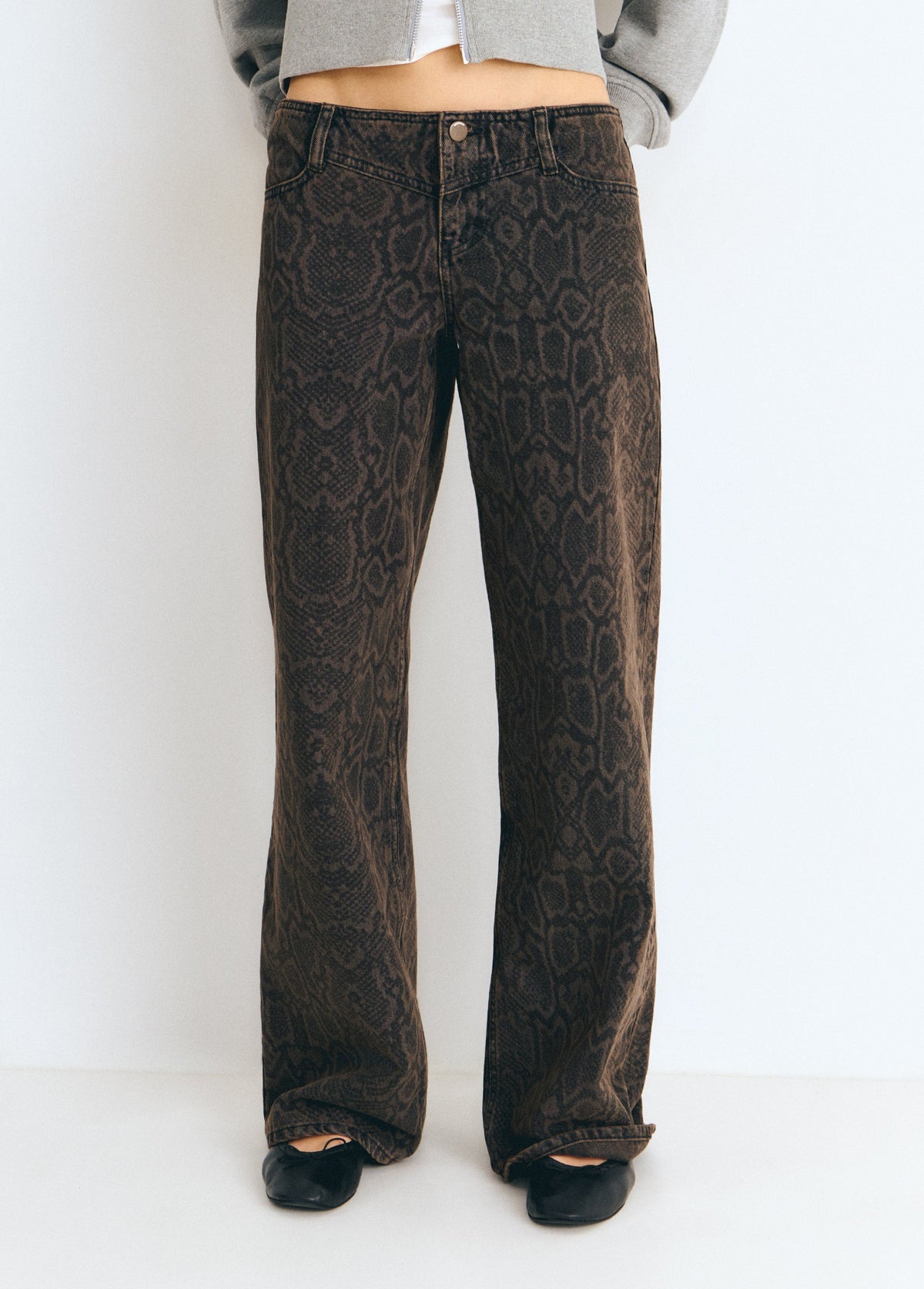 Pantalón recto animal print