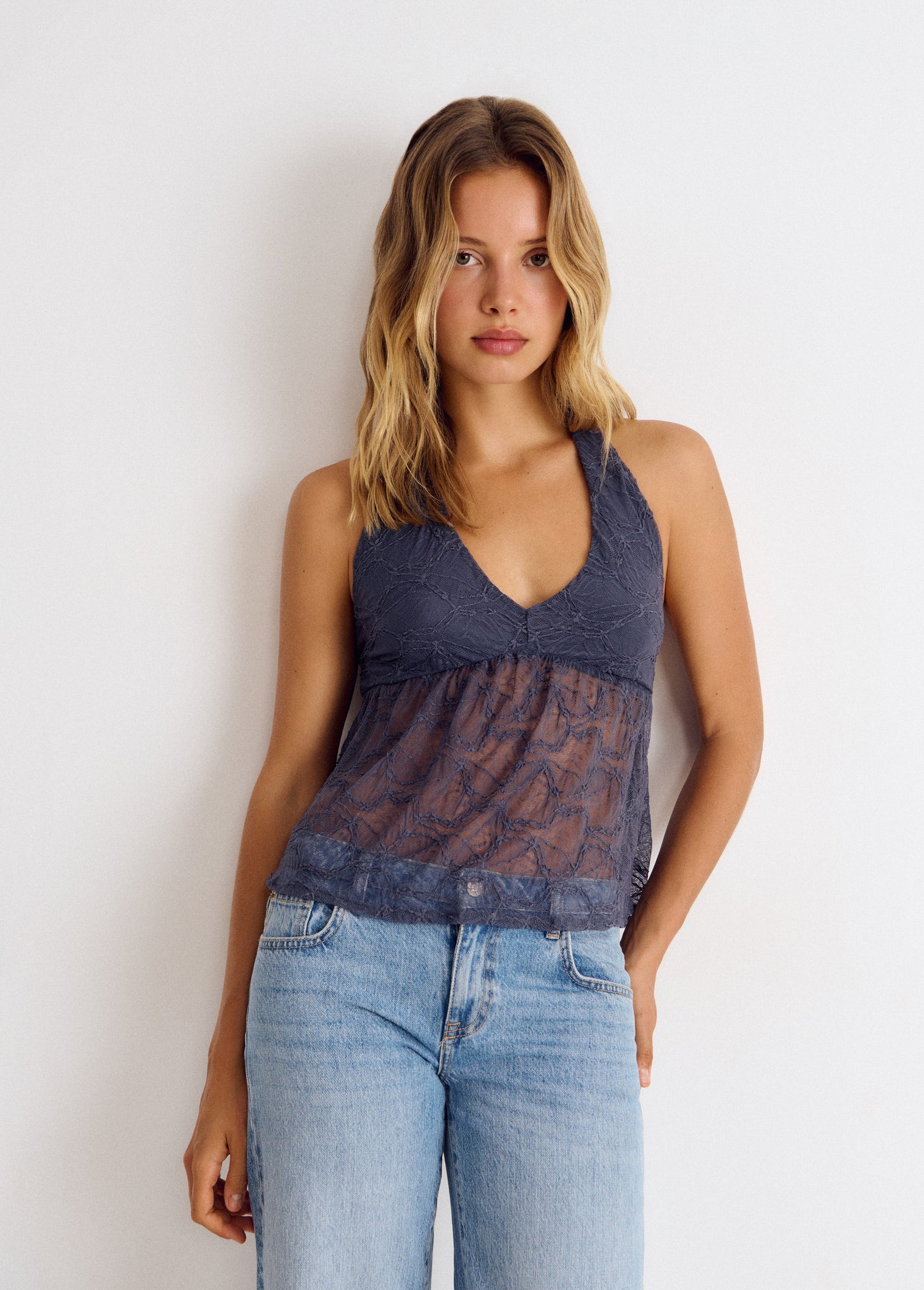 Top halter lace