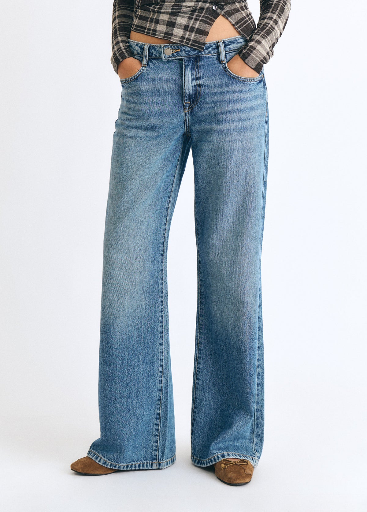 Jeans básico tiro medio