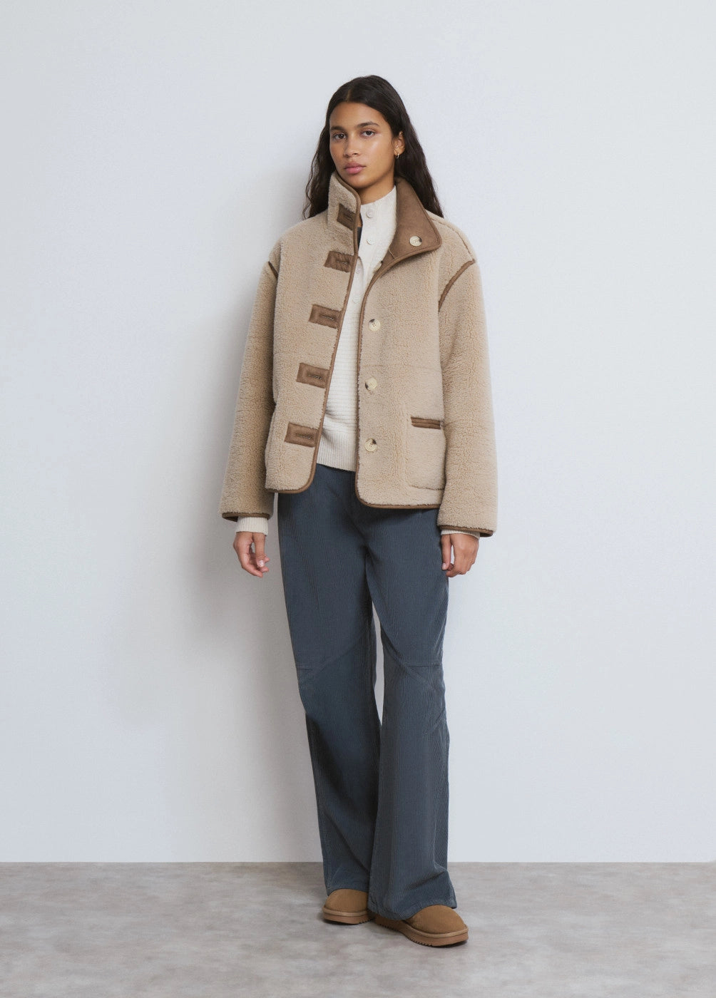 Abrigo doblefaz reversible efecto borrego