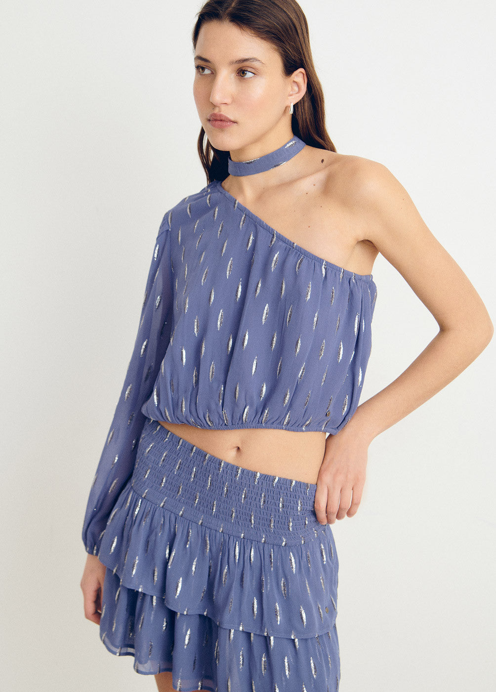 Blusa asimétrica brillo
