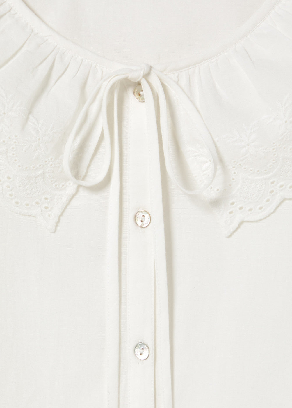 Blusa bordados lazo