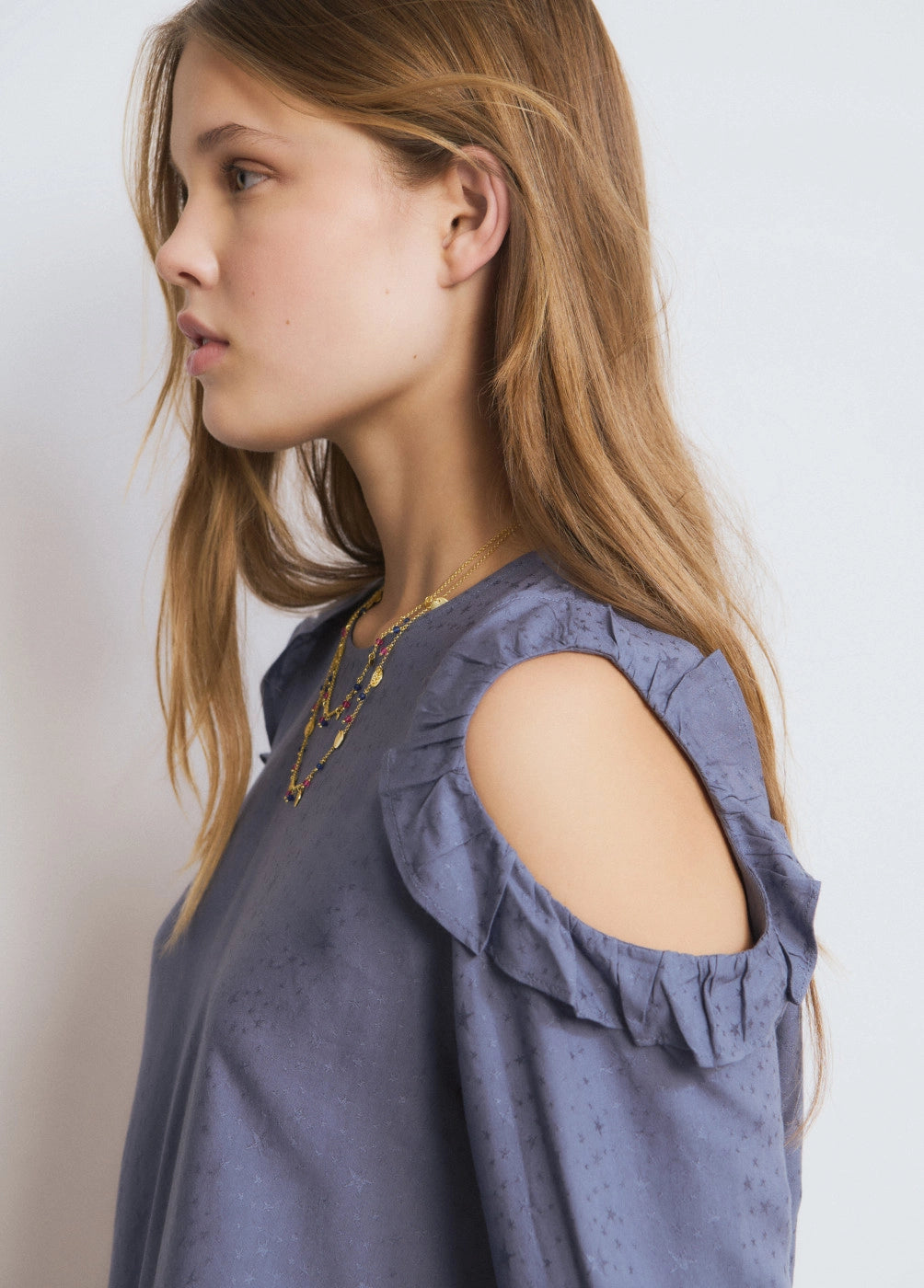 Blusa cut out volantes