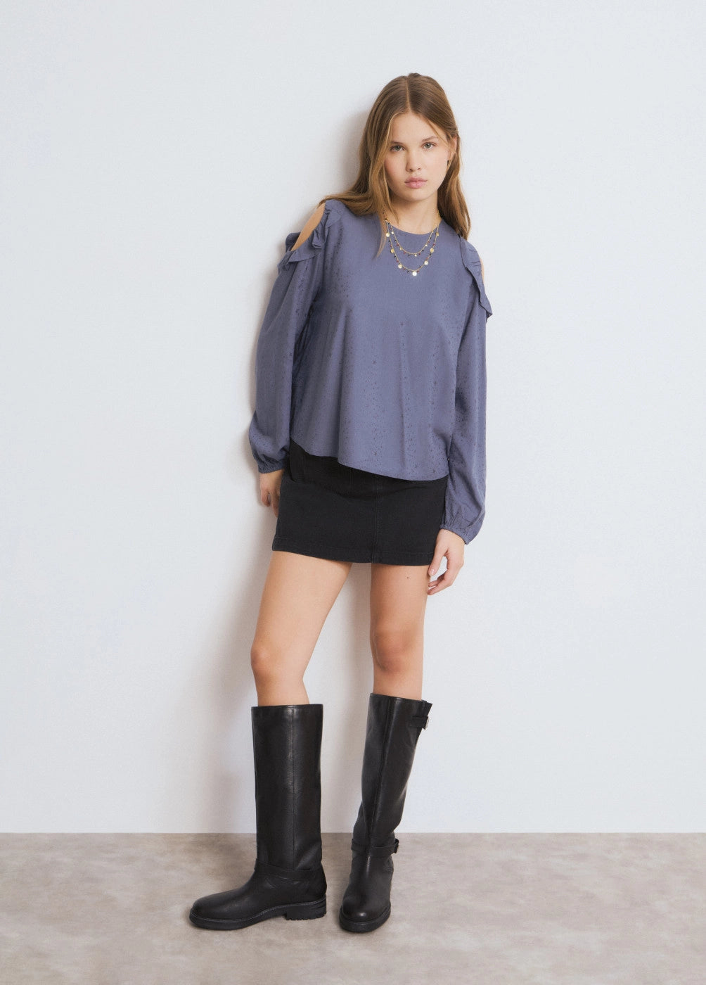 Blusa cut out volantes