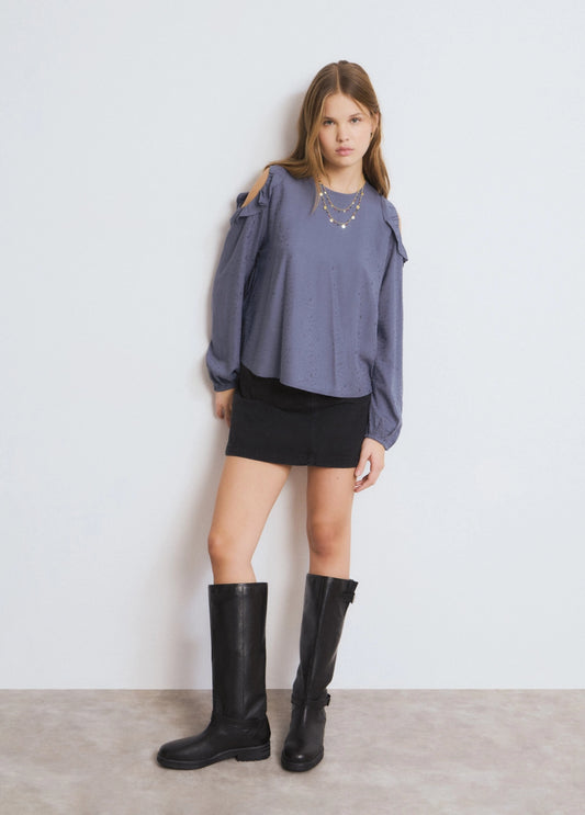 Blusa cut out volantes