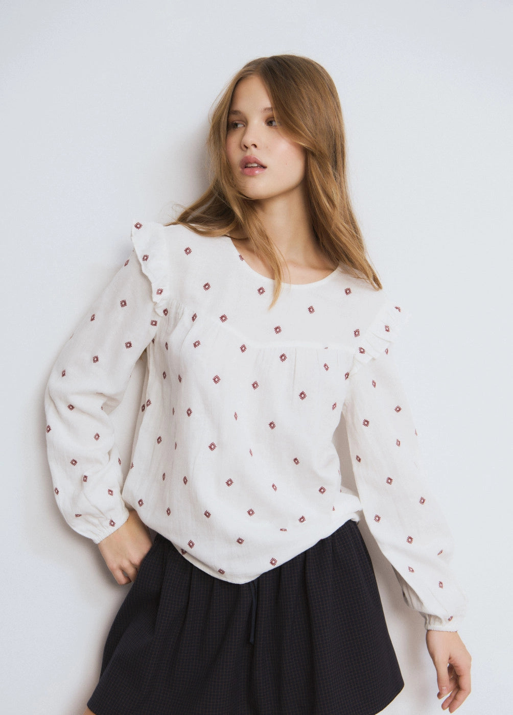 Blusa dobletela bordados