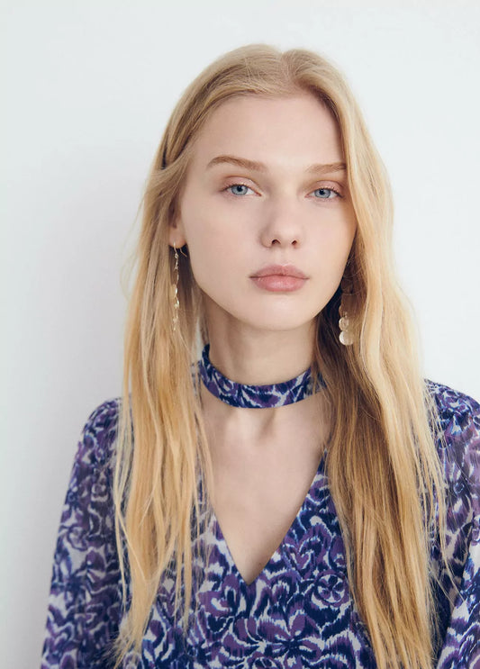 Blusa estampada choker