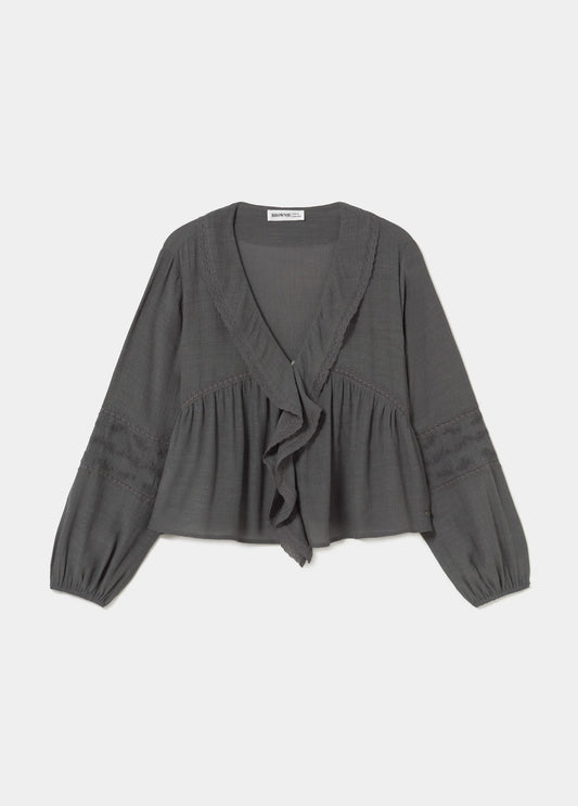 Blusa volantes detalle mangas bordadas