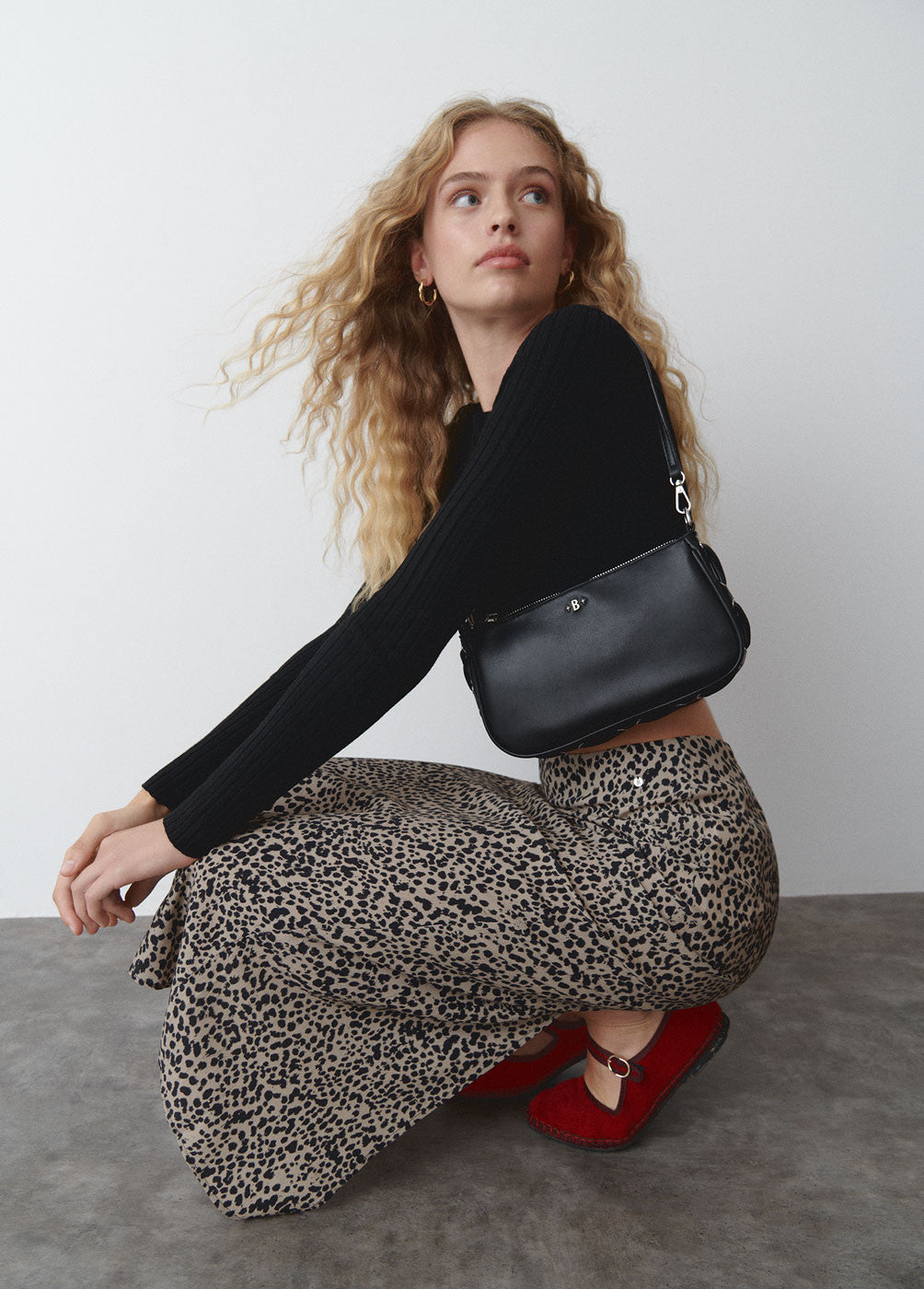 Bolso hombro detalle cuerdas