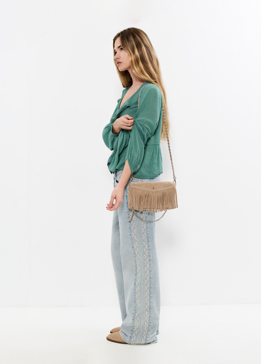 Bolso solapa flecos piel