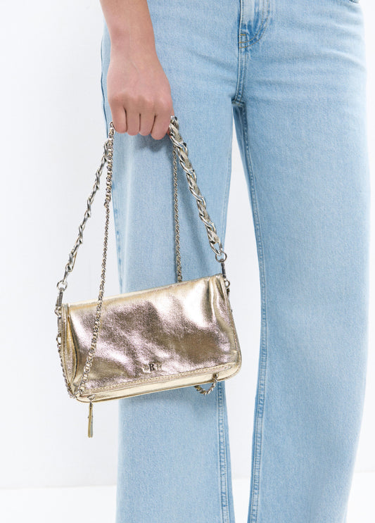 Bolso solapa laminado cadena gruesa