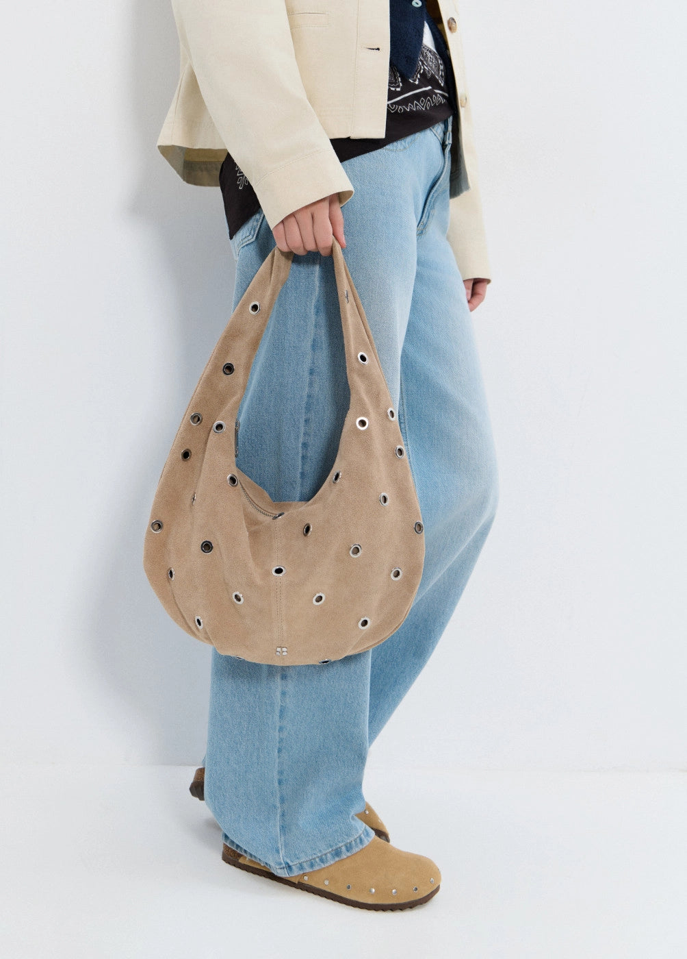Bolso tachas grande cuero