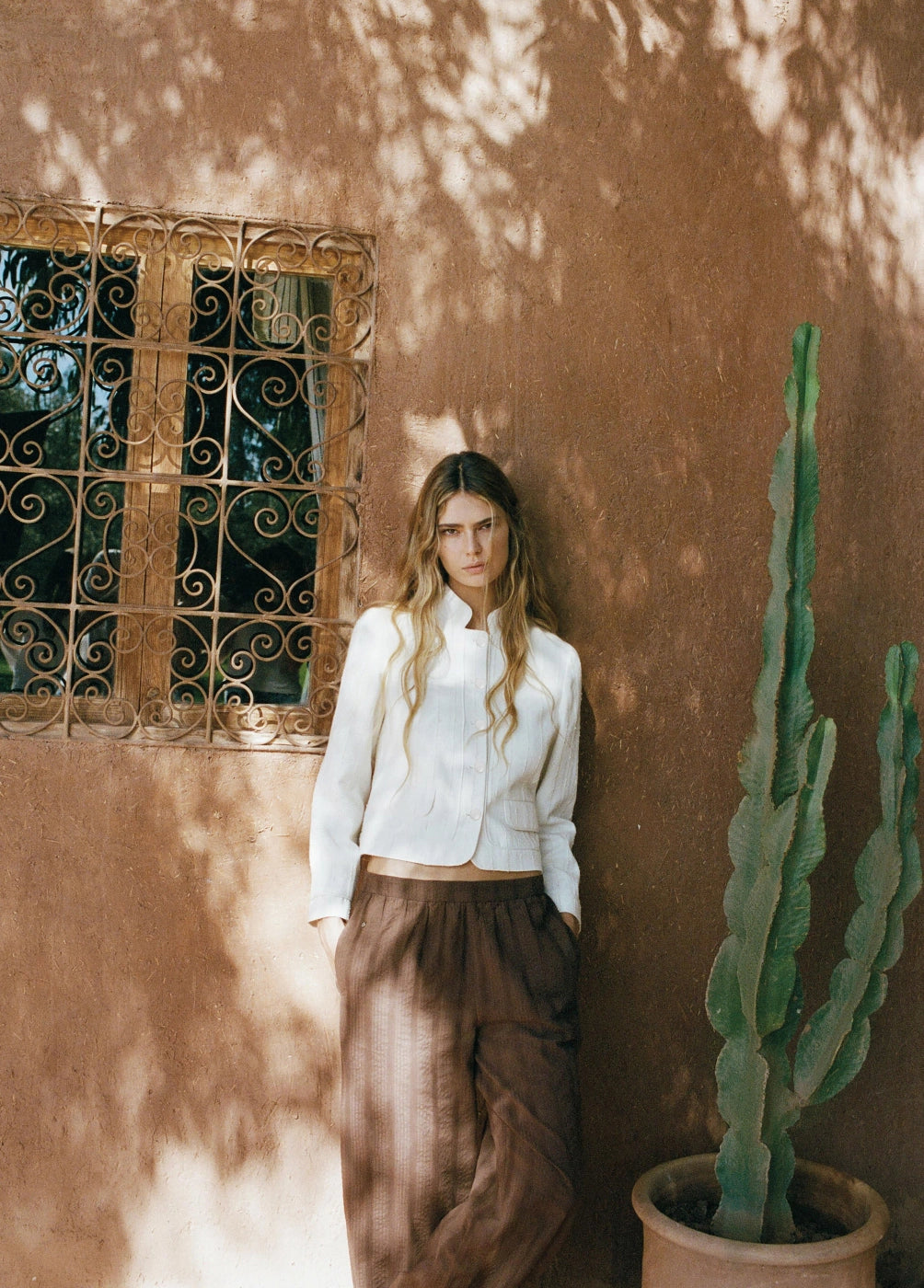 Chaqueta tejido textura y vivos